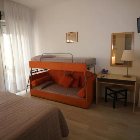 Hotel Firenze Caorle Exterior photo